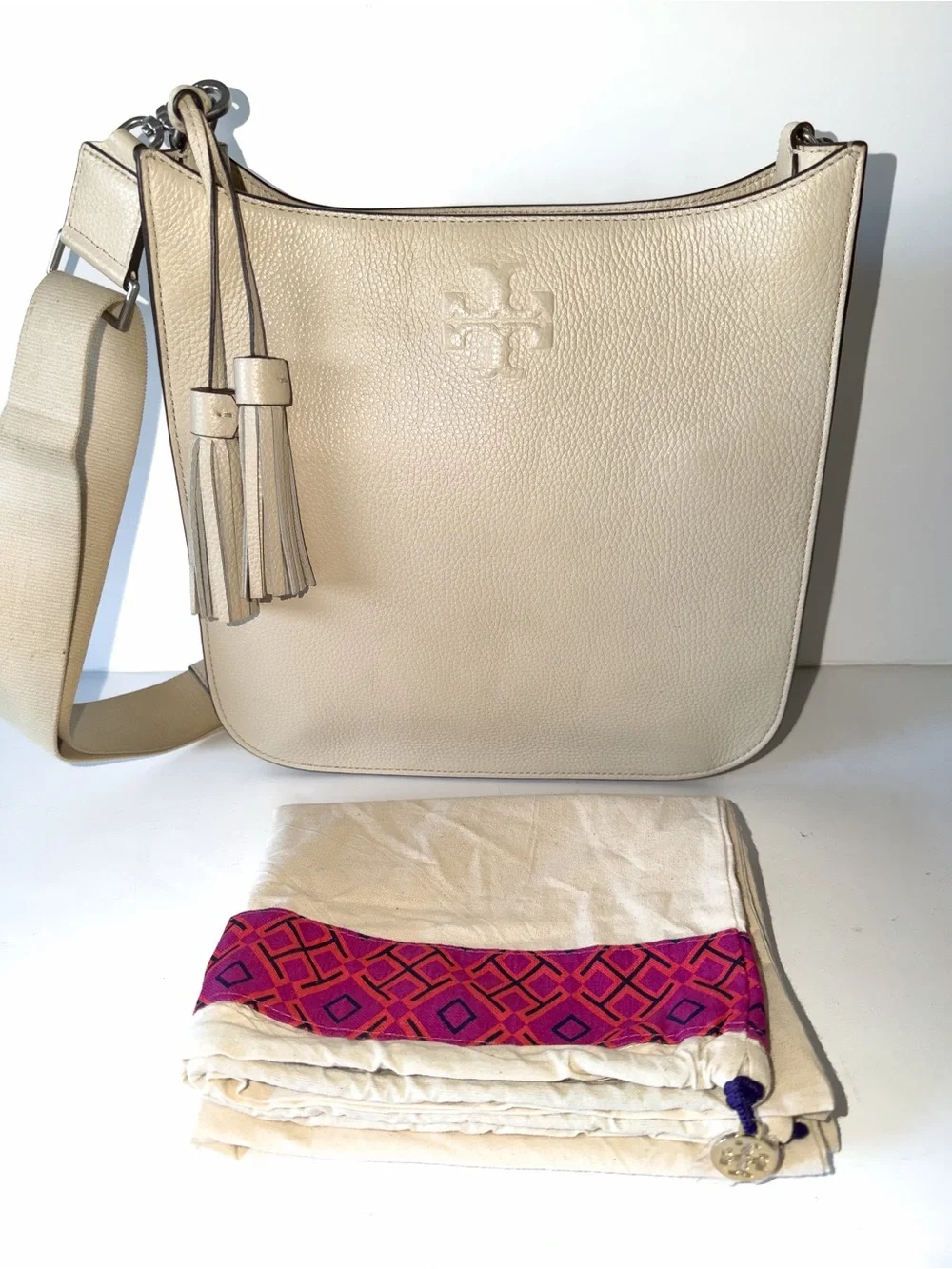 Tory Burch Thea Web Large Shoulder Bag. Color New Cream. Retail $449. Minimalist